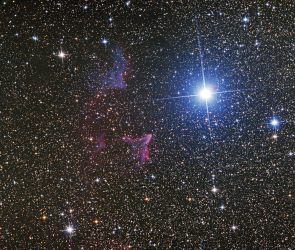 Nebel IC 59 und der Stern γ Cassiopeiae